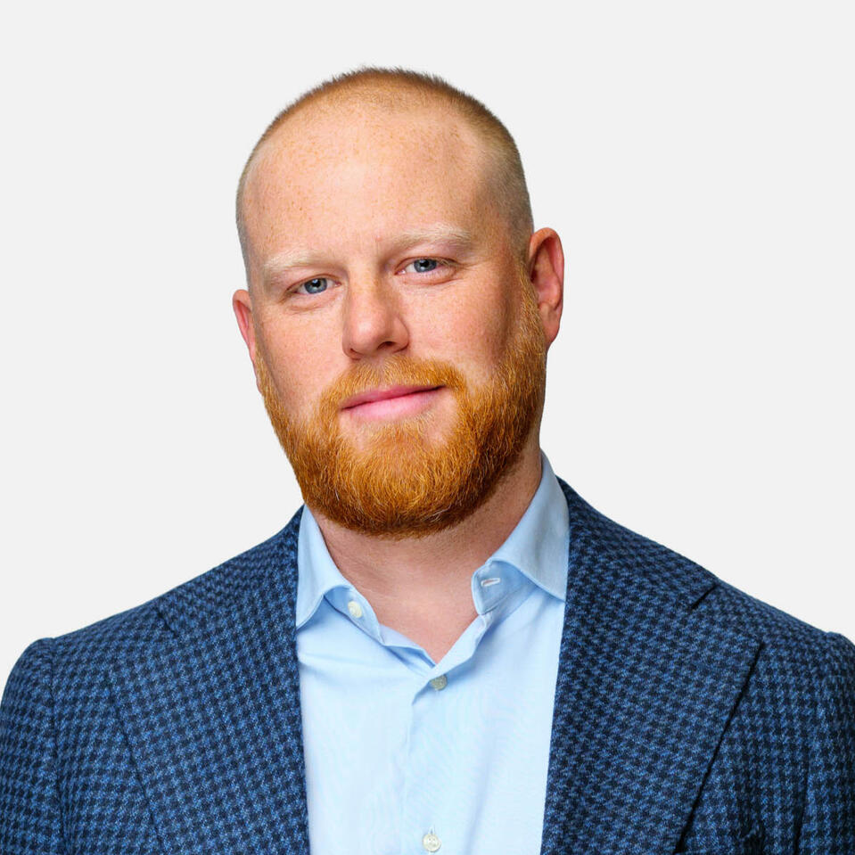 Headshot photo Headshot photo