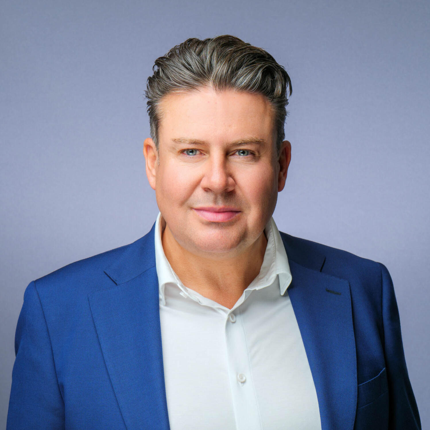 corporate headshot photo corporate headshot photo